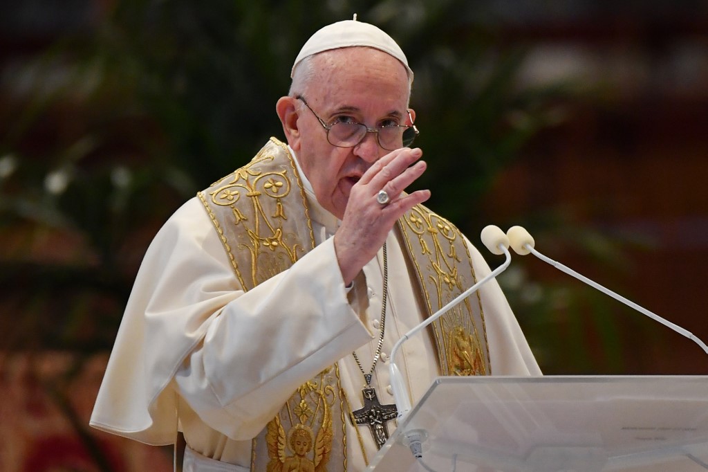 Pope gives Vatican staff new directives after approving same-sex couples