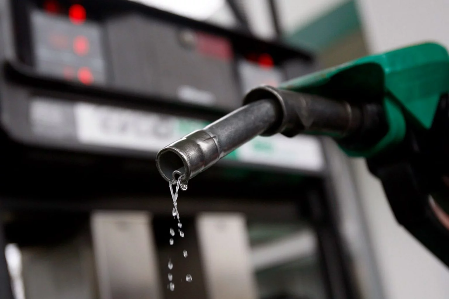 GOODNEWS: Fuel to sell N500 per litre