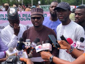 Emir Sanusi: ‘Kano is boiling’ – Protesters storm NASS, Presidential Villa [PHOTOS]