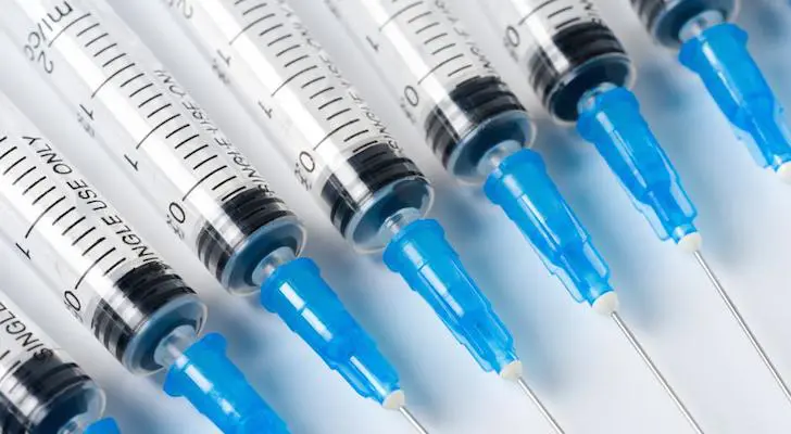 FG bans use of imported syringes, needles in tertiary hospitals