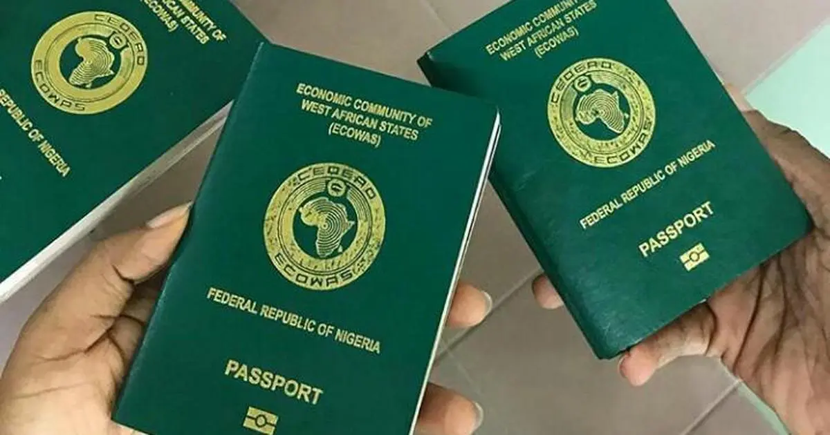 Nigerian government increases passport fees