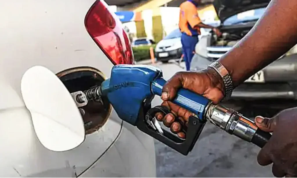 As Nigeria’s fuel goes above N950, Libya price of petrol will shock you