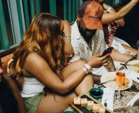 SHOCKER! See unbelievable video of Davido & Wife, Chioma 6 years ago