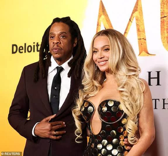 What Beyoncé did to Jay-Z after he was accused of rap!ng teen will shock you