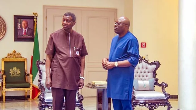 BREAKING: What happened the moment Pastor Adeboye visited Rivers State Governor Fubara (VIDEO)