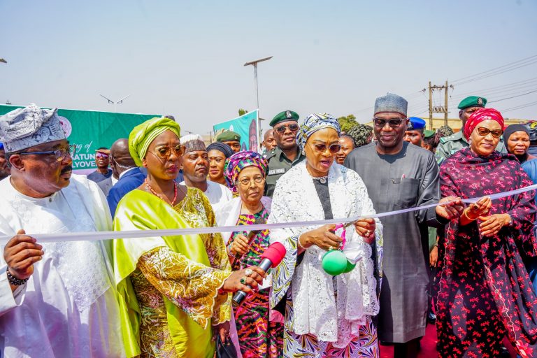 First Lady Oluremi Tinubu Donates 10,000 Professional Kits to Midwives.