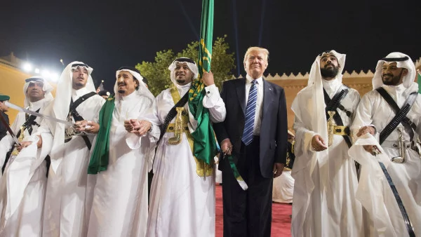 Donald Trump says he will make Saudi Arabia his first foreign trip in exchange for $500 billion