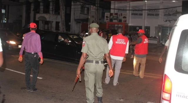 JUST IN: Suspected ‘Yahoo boys’ shoot EFCC official dead