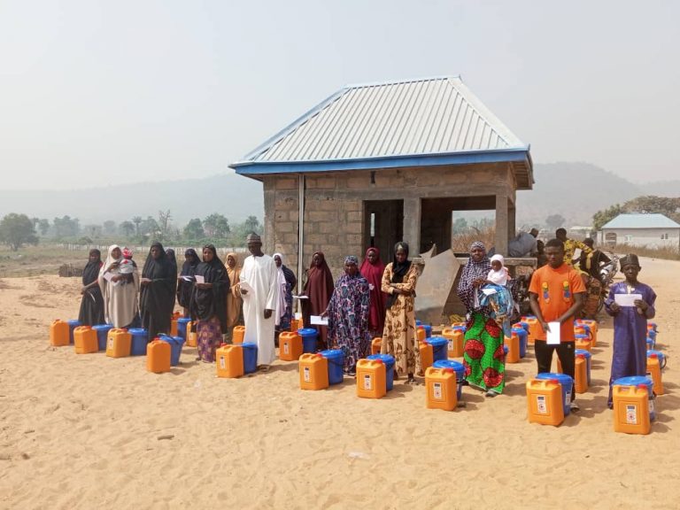 Kogi Flood Victims Receive Relief Materials from EU, Red Cross.