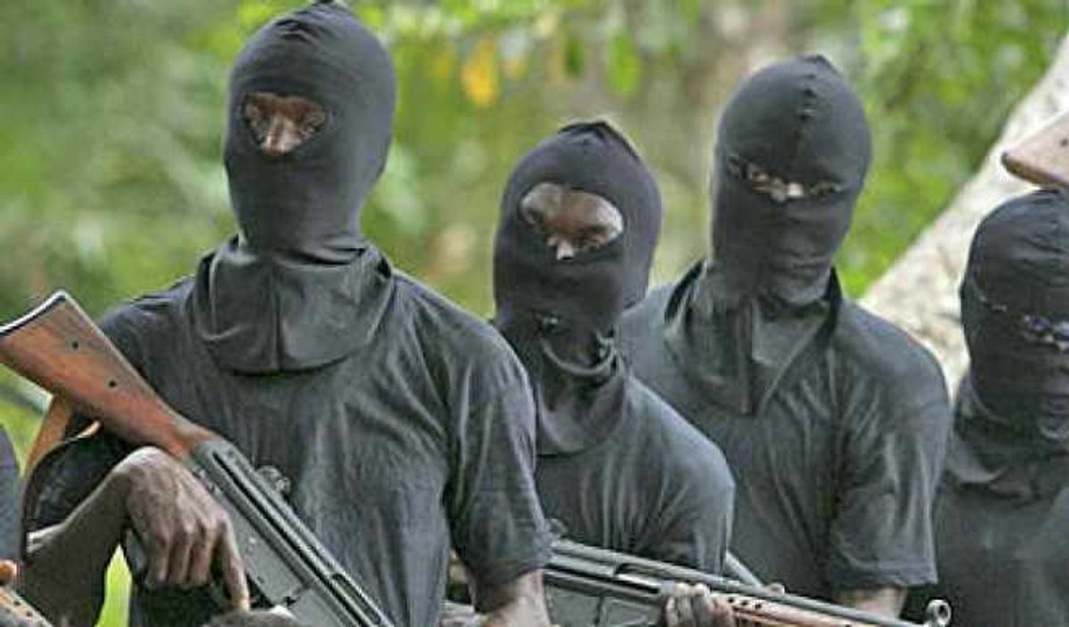 Armed robbers defy Gov Otu’s new security outfit, launch house to house attacks