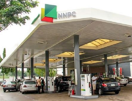 NNPC Slashes Petrol Prices: New Prices Revealed n Lagos, Abuja.