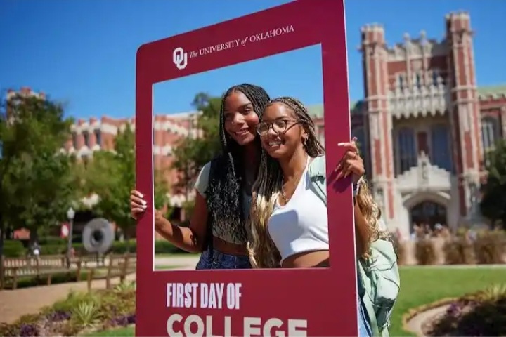 Donation to OU provides critical support for first-generation business students