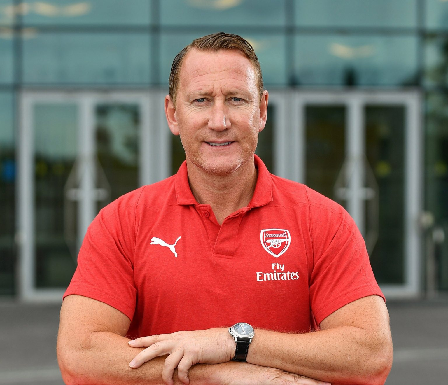 EPL: Arsenal Legend Drops Hint on Possible Replacement — And It’s a Big Name