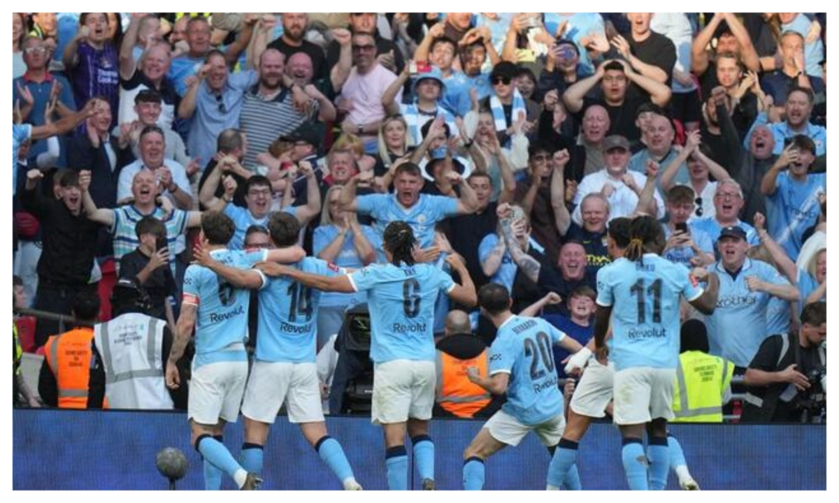 SuperComputer makes fresh Premier League title prediction after Man City win