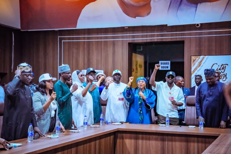 2027: APC chairman makes surprise move ahead of crucial election