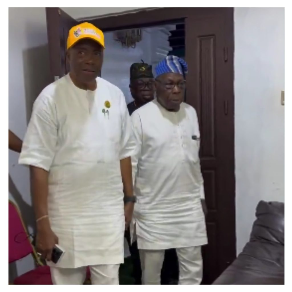Adeleke’s victory: What Obasanjo did at the Osun Government House (Video)